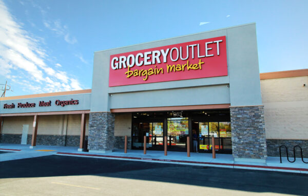 Grocery Outlet store exterior view