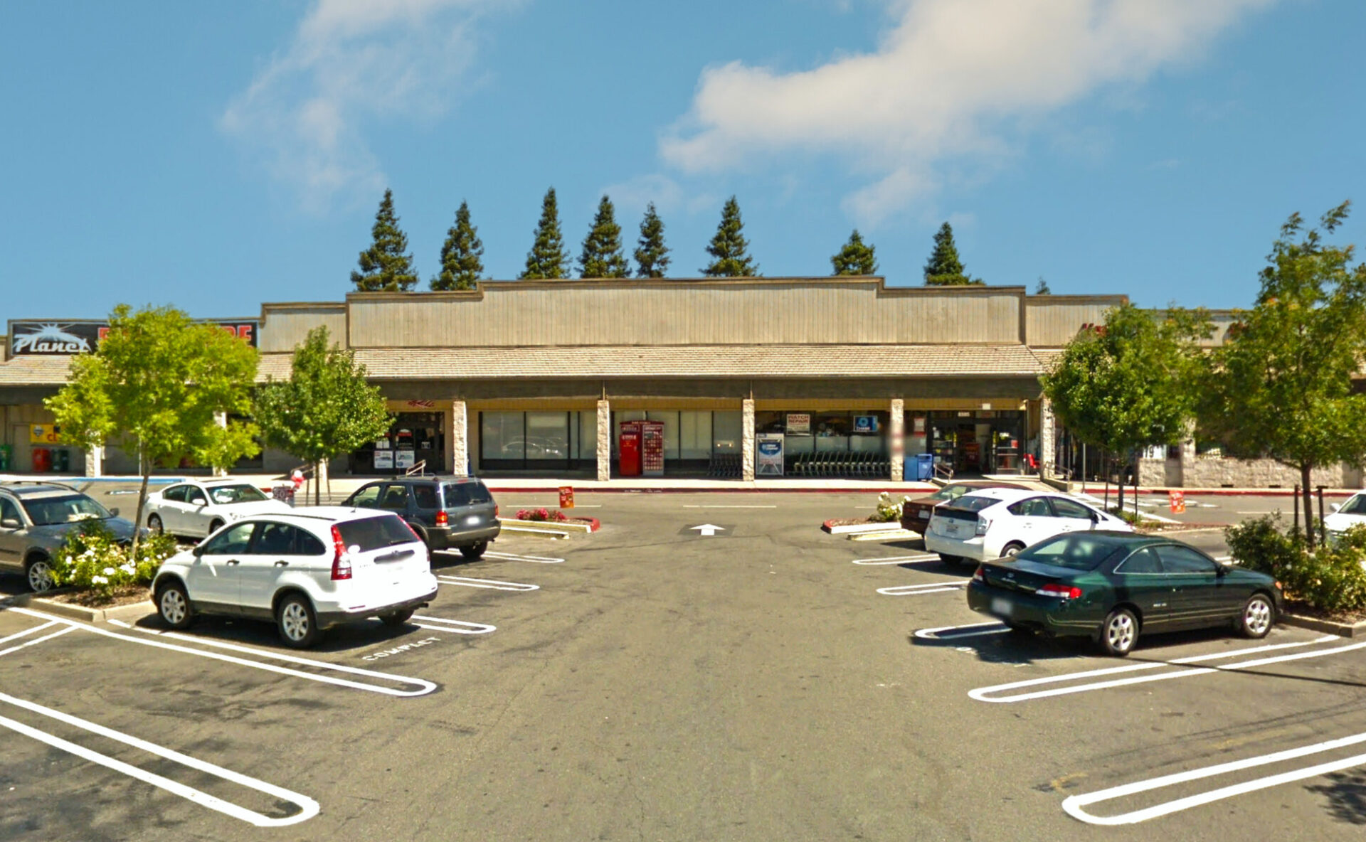 Elk Grove Village Front of Available Jr Anchor Storefront