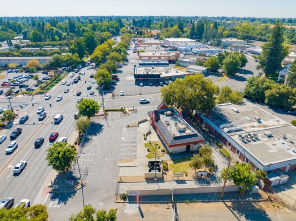 1001 Howe Ave Former Jack in the box Retail property